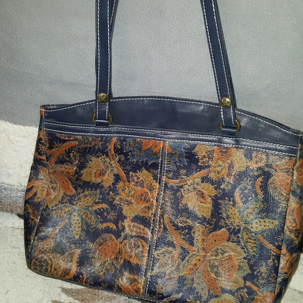 Patricia Nash double strap shoulder bag